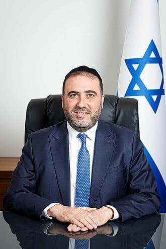 השר בחר בחירות