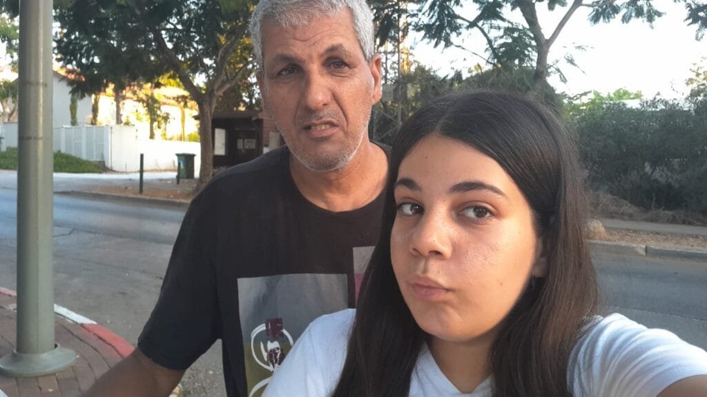 ''הרחובות של הוד השרון הפכו להפקר"