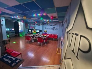 בעשור האחרון הולכת ומתחזקת מגמה ברורה בקרב הורים לילדים בכפר סבא והשרון: הרצון לחגוג יום הולדת שהוא חוויה של ממש