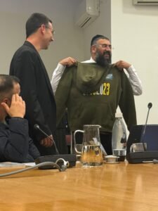 ההתנגדות האוטומטית – והקמפיין האלמוני שחשף את הצביעות