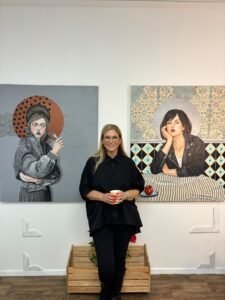 מהייטק לקנבס: איך אלכס גל בנתה קריירה חדשה דרך האינסטגרם