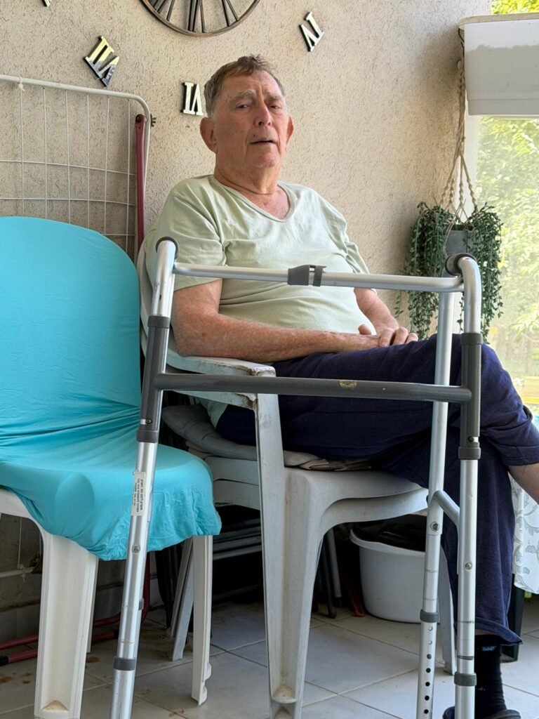 "אני לא זורק כסף על הליכון"