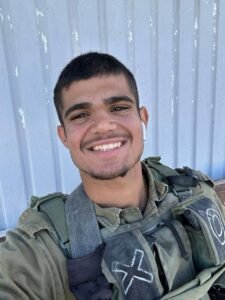"לקחו לי את הפרח שלי": הוד השרון נפרדת מיובל שי סוילם ז"ל, בן 20 שנפל בקרב