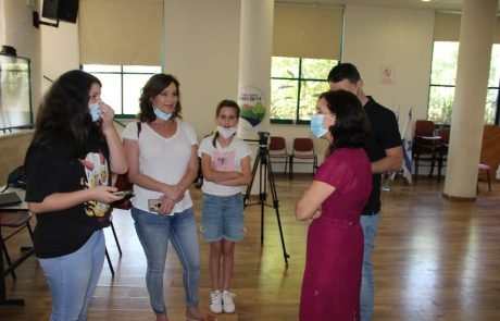 המרוץ לחיסון בני הנוער בדרום השרון יצא לדרך