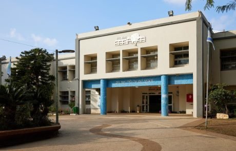 תיכון הדרים ותיכון רמון בהוד השרון זכו להכרה: ברשימת בתי הספר המצטיינים של משרד החינוך