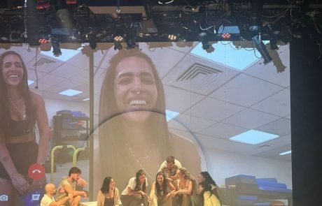 מתופת הנובה לקדמת הבמה: כפיר הוד הופך טראומה להצגה ולטיפול
