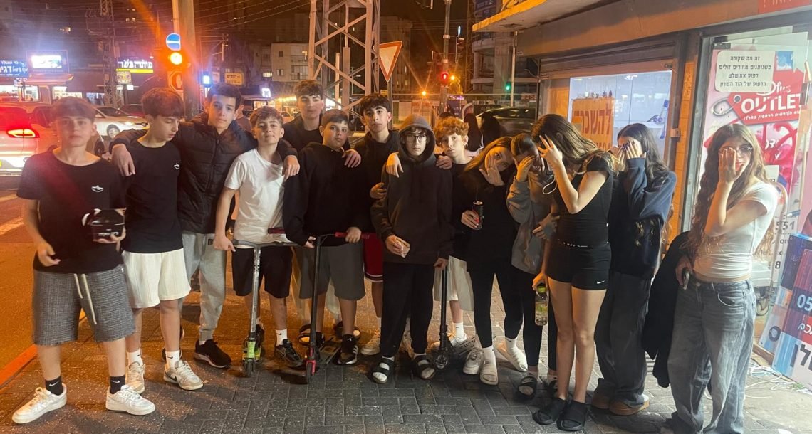 "ילד שמח עם חיוך תמידי": חבריו של נועם מעודד ז״ל מתקשים להיפרד