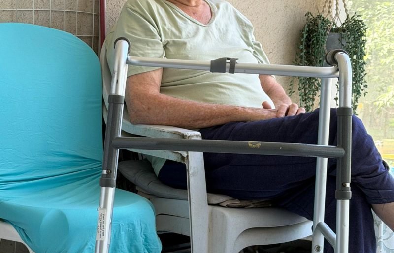 "אני לא זורק כסף על הליכון"