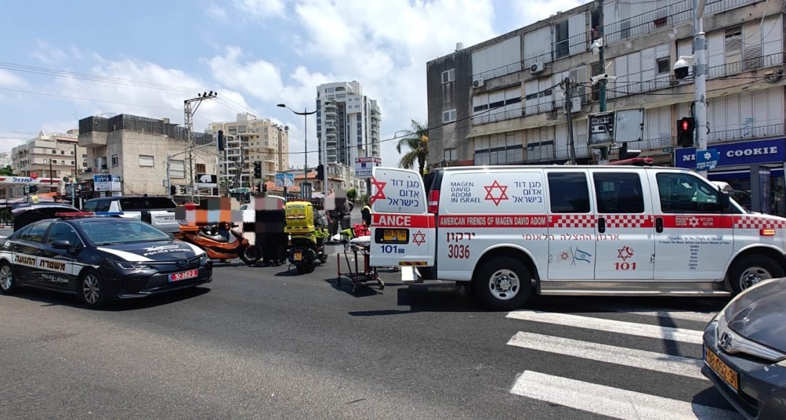 טרגדיה בהוד השרון: הולך רגל בן 80 נהרג מפגיעת רכב בדרך רמתיים